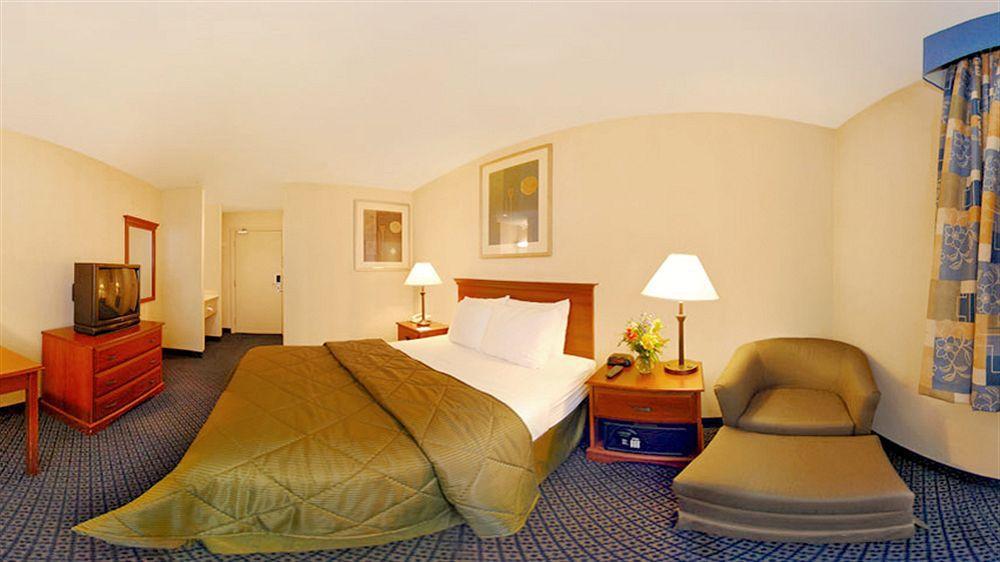 Towneplace Suites By Marriott Hadley Amherst Ngoại thất bức ảnh